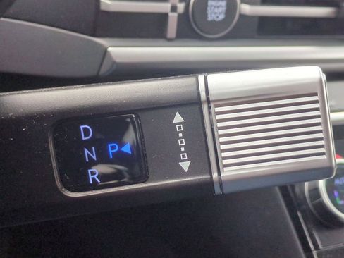 Certified 2025 Hyundai Santa Fe XRT AWD/4WD image 17