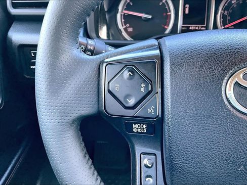 Certified 2020 Toyota 4Runner TRD Off-Road Premium w/ Moonroof Package image 23