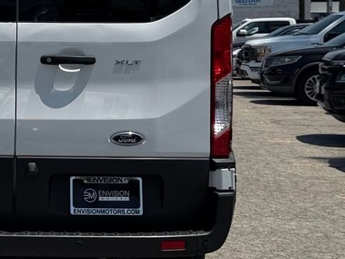 Certified 2023 Ford Transit 350 XLT RWD image 10