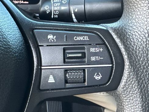Used 2023 Honda Accord LX image 30