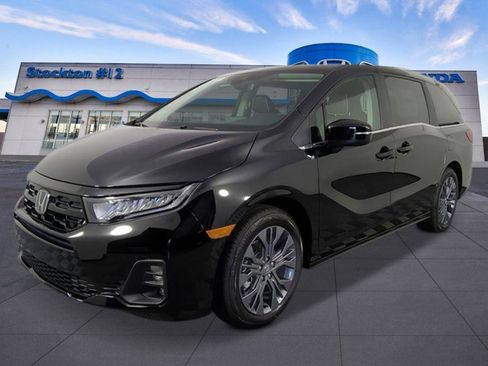 New 2026 Honda Odyssey Touring image 1