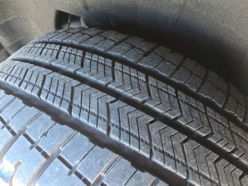 Used 2024 Ford Expedition XLT image 11