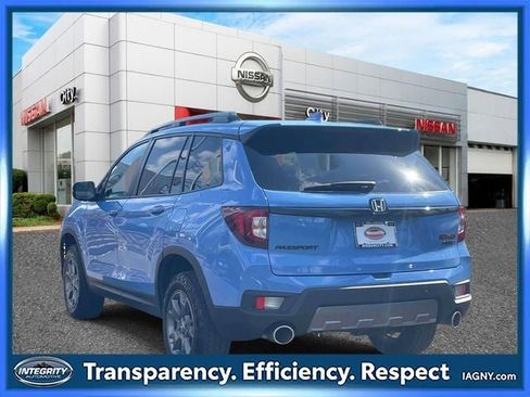 Used 2024 Honda Passport TrailSport image 8