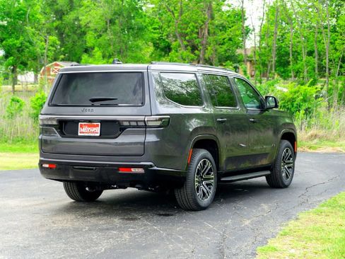 New 2026 Jeep Grand Wagoneer 2WD image 6