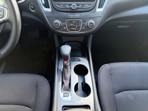 Used 2024 Chevrolet Malibu RS w/ LPO, Floor Liner Package FWD image 25