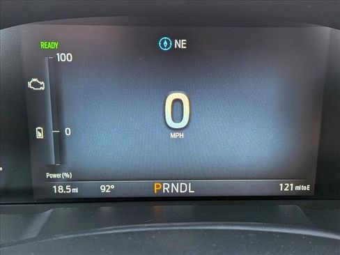 New 2025 Ford Maverick XL image 11