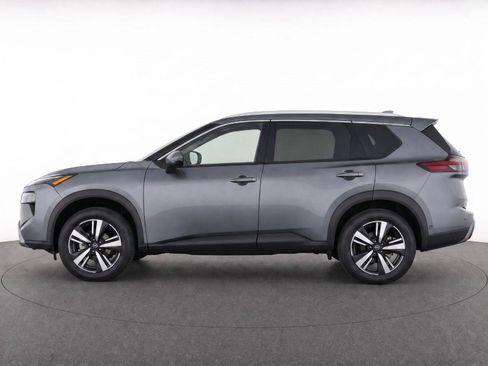 Used 2026 Nissan Rogue SL AWD/4WD image 5