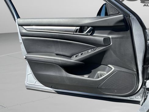 Used 2022 Honda Accord Sport image 8