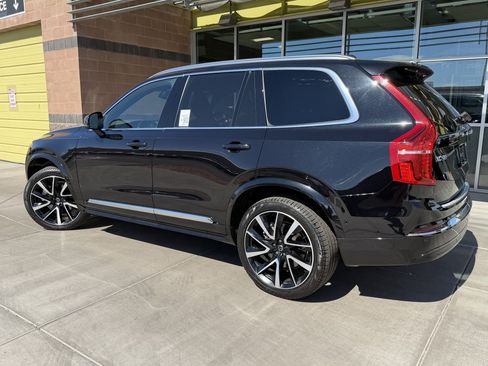 Used 2024 Volvo XC90 B6 Ultimate w/ Protection Package Premier AWD/4WD image 5