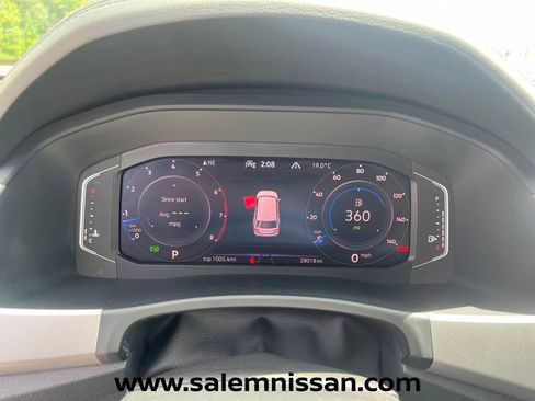 Used 2023 Volkswagen Atlas SEL AWD/4WD image 14