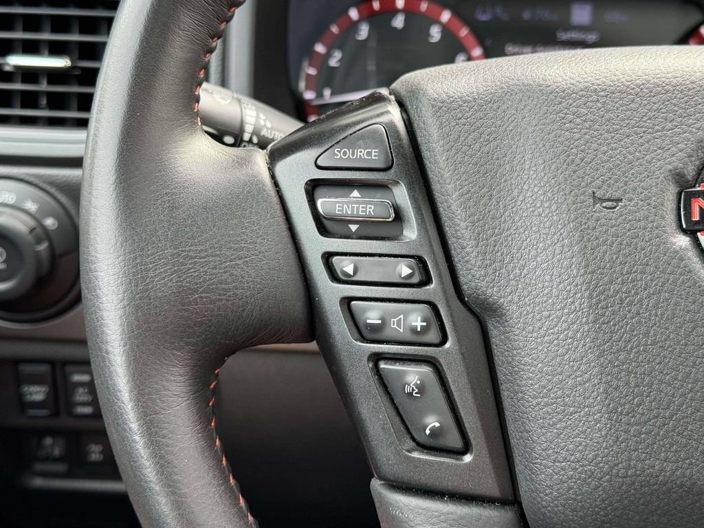 Used 2024 Nissan Titan PRO-4X w/ Pro-4x Convenience Package AWD/4WD image 25