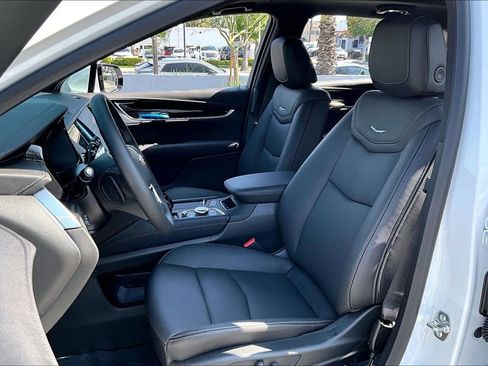 New 2026 Cadillac XT5 Premium Luxury w/ LPO, ONYX Package FWD image 12