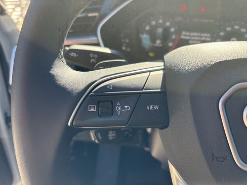 Certified 2025 Audi Q3 2.0T Premium w/ Convenience Package image 24