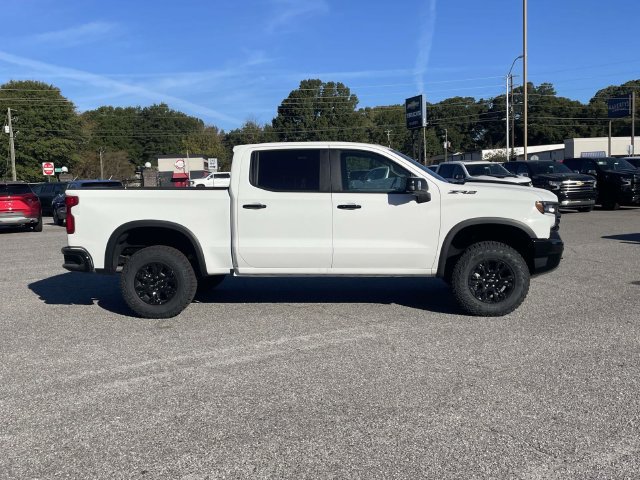 New 2026 Chevrolet Silverado 1500 ZR2 w/ Dark Appearance Package AWD/4WD image 2