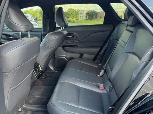 Used 2025 Toyota Crown Signia XLE image 11