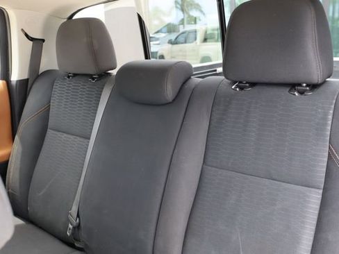 Used 2018 Toyota Tacoma SR5 RWD image 16