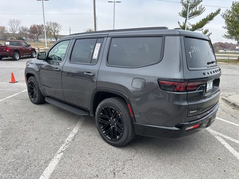 New 2025 Jeep Wagoneer Series II w/ Convenience Group I image 23