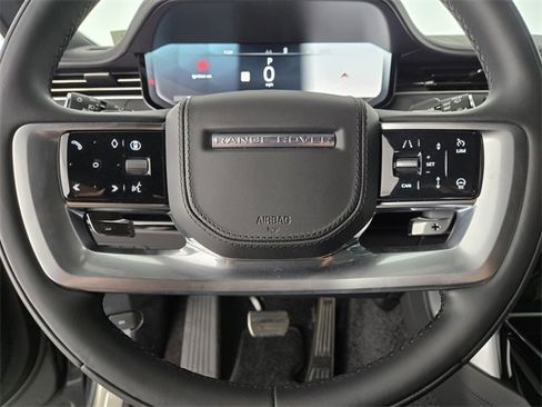 New 2025 Land Rover Range Rover SE image 20