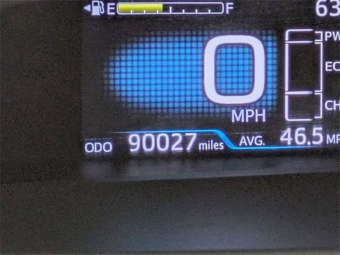 Used 2017 Toyota Prius Two image 22