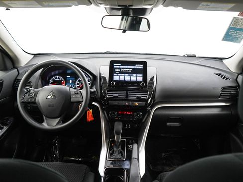 Used 2023 Mitsubishi Eclipse Cross LE AWD/4WD image 13