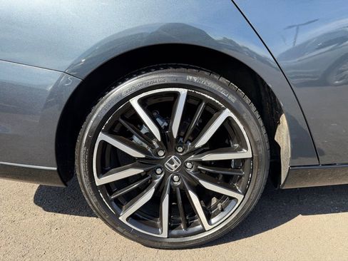 Used 2024 Honda Accord Touring image 10