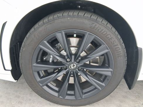 Used 2024 Lexus RX 500h F Sport image 12