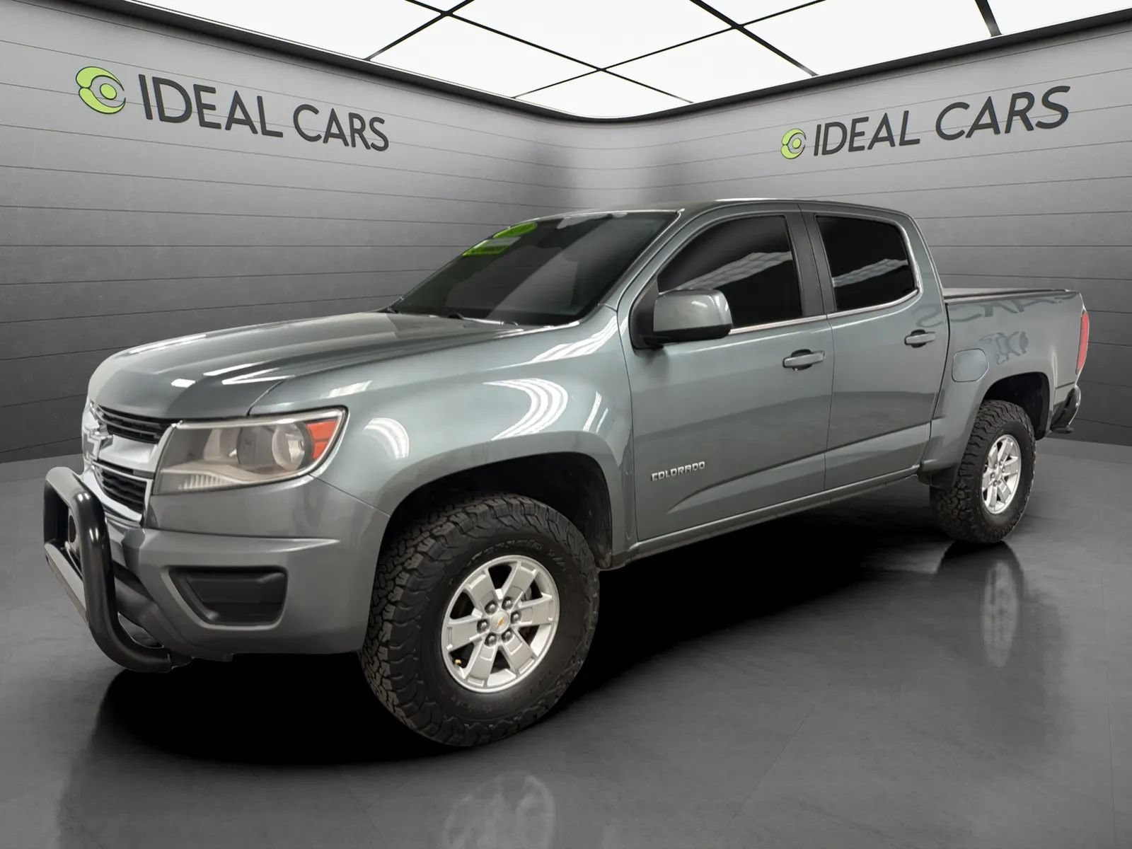 Used 2020 Chevrolet Colorado W/T w/ WT Convenience Package RWD image 1