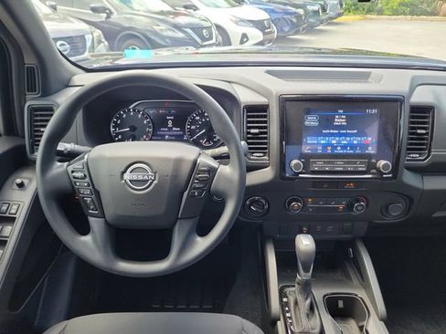 Certified 2023 Nissan Frontier SV w/ Midnight Edition Package AWD/4WD image 14