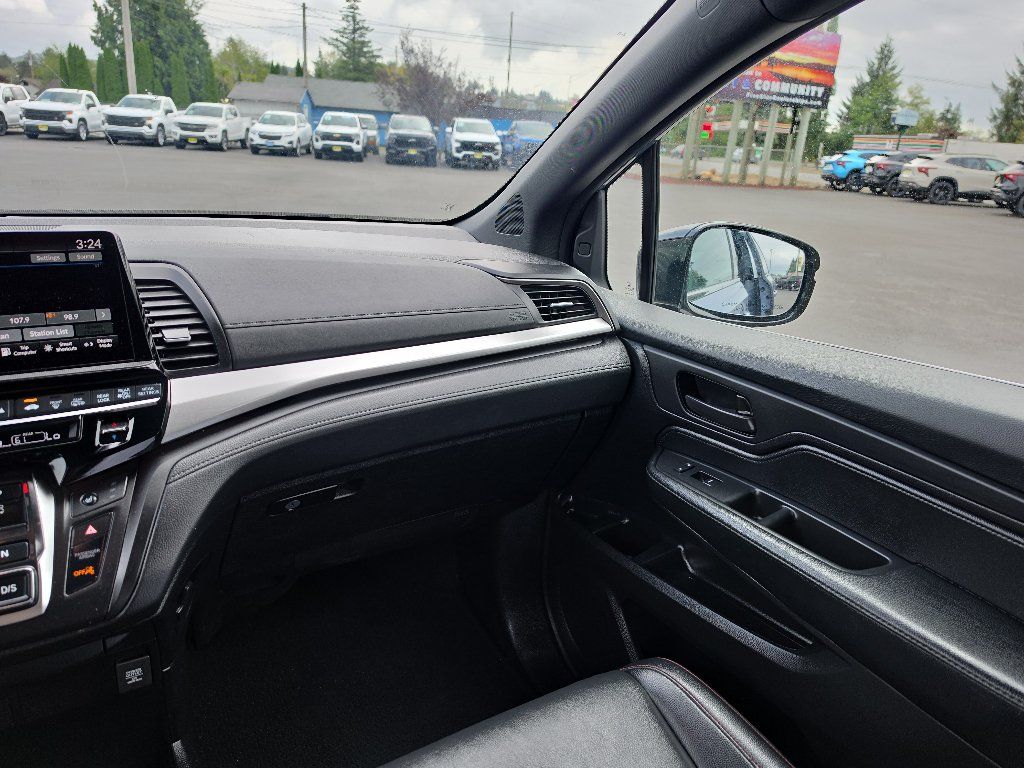 Used 2025 Honda Odyssey Sport-L image 24