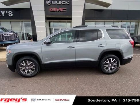 Certified 2023 GMC Acadia SLE w/ Driver Convenience Package image 5
