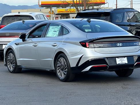 New 2026 Hyundai Sonata SEL FWD image 6