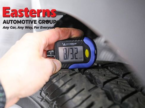 Used 2023 Ford Transit 350 XLT image 24