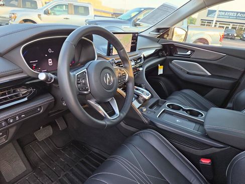 Certified 2026 Acura MDX w/ Advance Package AWD/4WD image 23