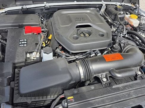 Used 2026 Jeep Wrangler Sport AWD/4WD image 12