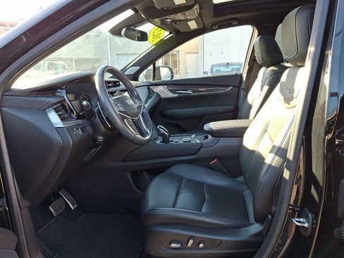 Used 2023 Cadillac XT5 Sportv image 13
