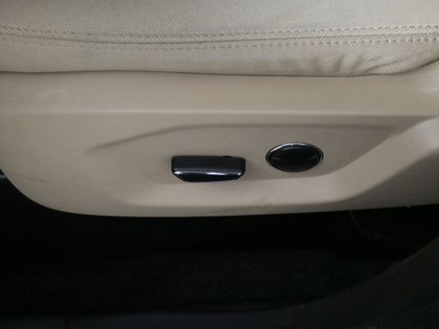 Used 2016 Ford Explorer Base image 20