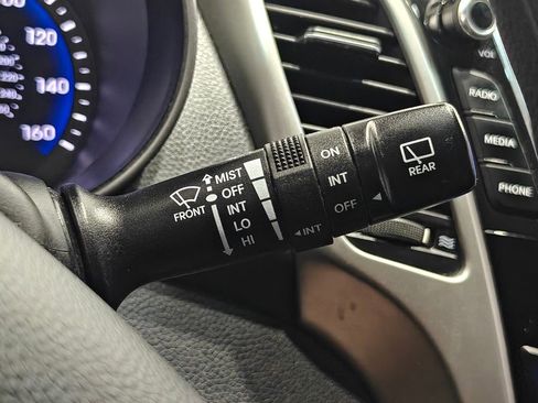 Used 2014 Hyundai Elantra GT FWD image 10