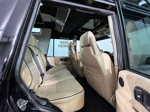 Used 2003 Land Rover Discovery SE image 18