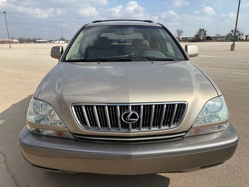 Used 2003 Lexus RX 300 2WD image 2