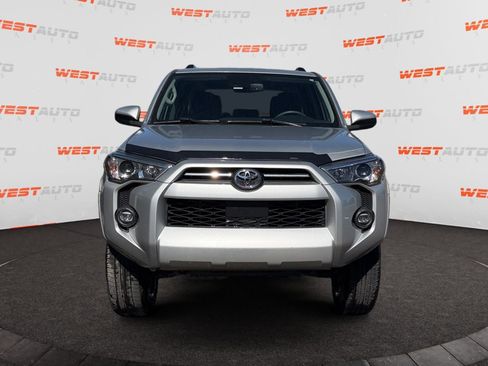 Used 2023 Toyota 4Runner SR5 AWD/4WD image 8