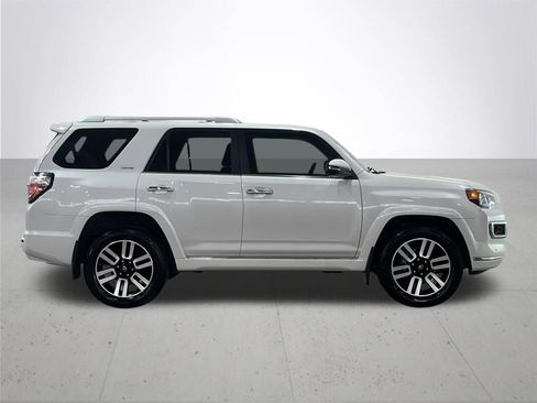 Used 2021 Toyota 4Runner Limited AWD/4WD image 9