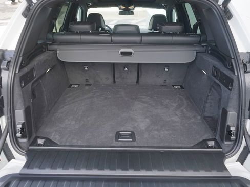 Used 2025 BMW X5 M60i image 20
