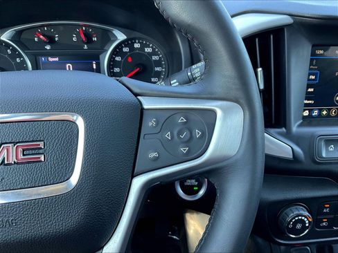 Used 2019 GMC Terrain SLE FWD image 12