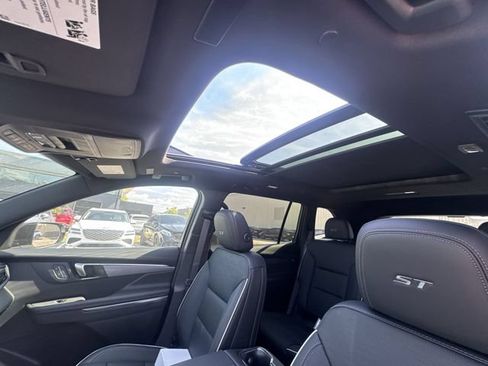 New 2026 Buick Enclave Sport Touring w/ Power Package FWD image 21