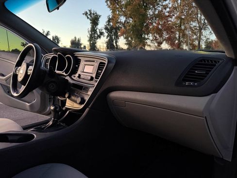 Used 2015 Kia Optima LX image 7