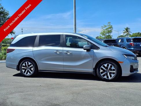 Used 2025 Honda Odyssey EX-L image 8