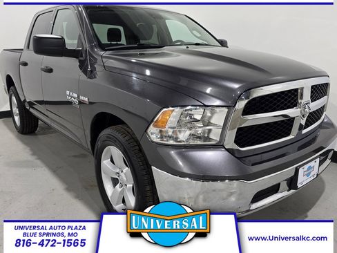 Used 2022 RAM 1500 Classic SLT image 1