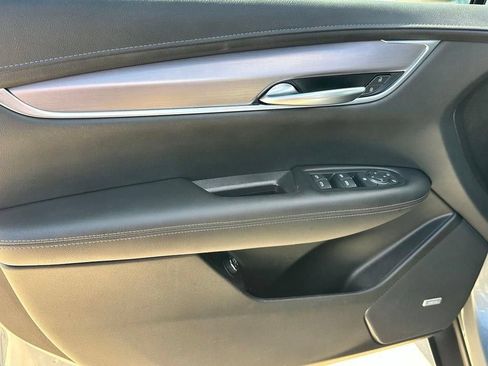 Used 2023 Cadillac XT5 Luxury FWD image 25