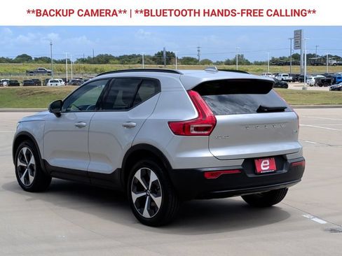 Used 2025 Volvo XC40 B5 Plus AWD/4WD image 6