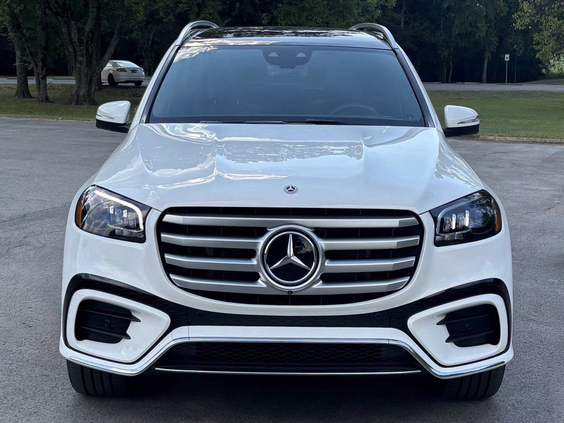 Used 2026 Mercedes-Benz GLS 580 4MATIC image 6